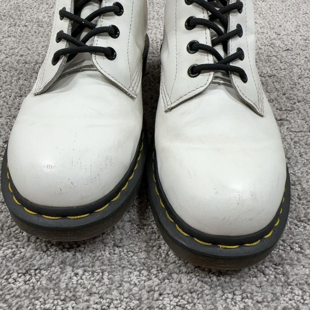 Dr Martens Boots Mens 9 White 1460 Ankle Leather Combat Lace Up Punk Grunge - Picture 3 of 7